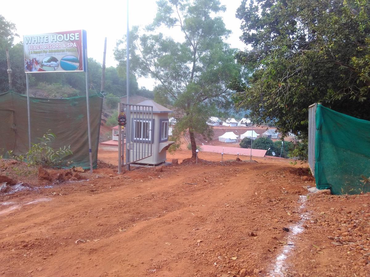 White House Beach Resort Gokarna  Εξωτερικό φωτογραφία